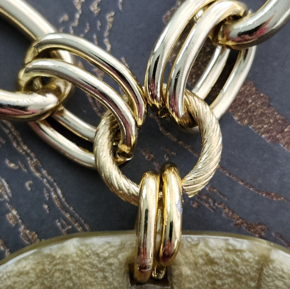Vintage Chunky Geometric Necklace - Picture 5 of 8